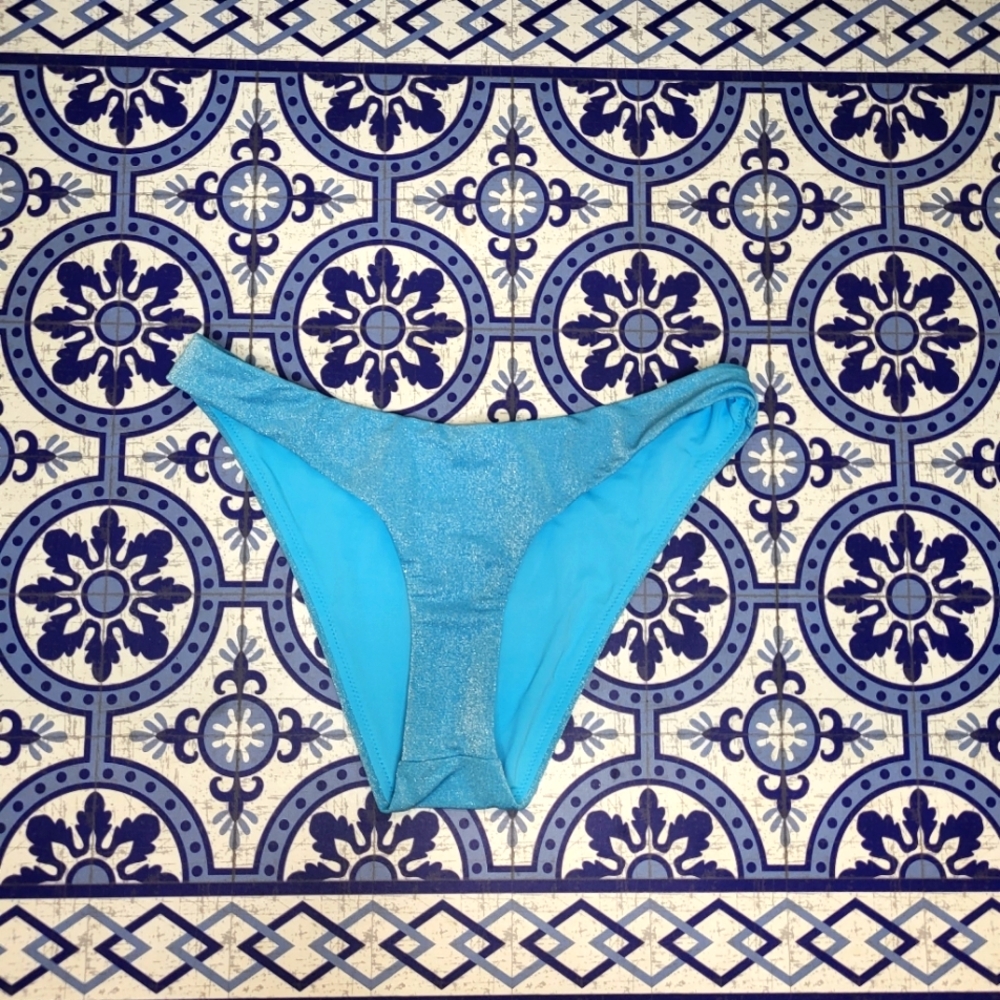 AQUA Brand NWT  Women Solid Standard Bikini Swim Bottoms Sparkling Blue Size S